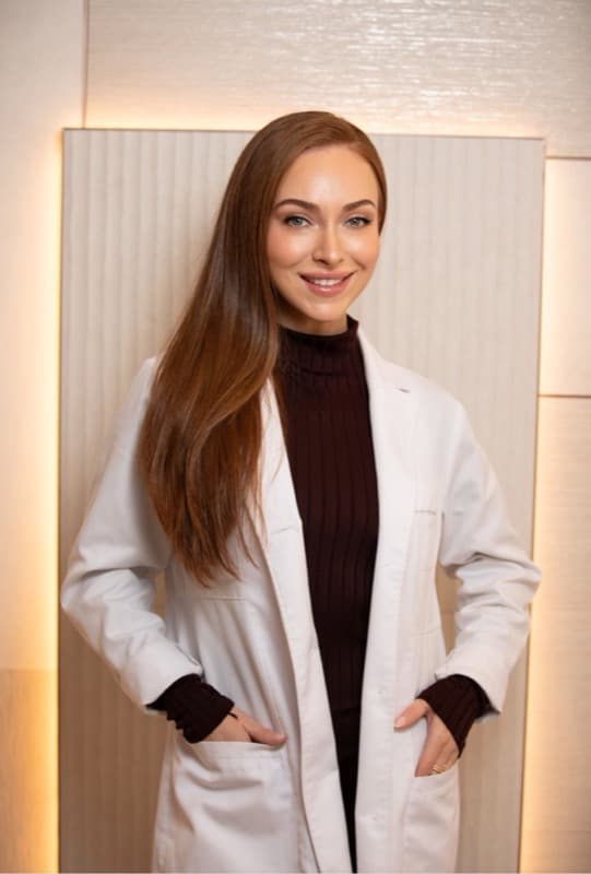 Headshot of Amanda Dorfman, RN